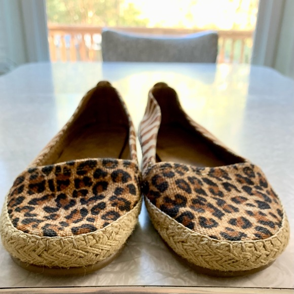 Aerosoles Stitch N Turn Solitaire Mixed Animal Print Slip-On Flat 7 - Picture 2 of 9